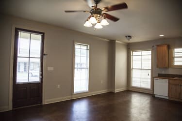 Cypress Cove Cottages Apartments - Hattiesburg, MS
