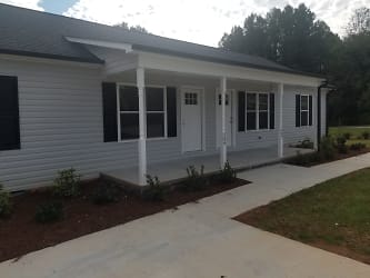 507 N C Ave - Maiden, NC