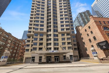 440 N Wabash Ave #1106 - Chicago, IL