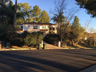 5536 Easterly Rd - Agoura Hills, CA