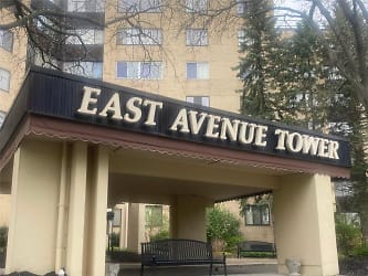 2501 East Ave #305 - Rochester, NY