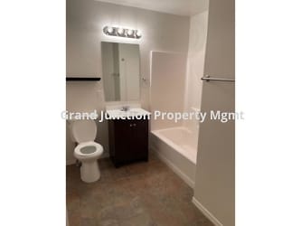 2476 Orion Way unit 17 - Grand Junction, CO