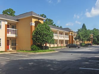 Furnished Studio - Atlanta - Cumberland Mall Apartments - Smyrna, GA