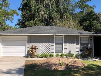 2962 SW 39th Ave - Gainesville, FL