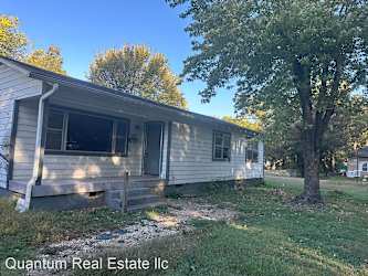 113 N 18th St - Van Buren, AR