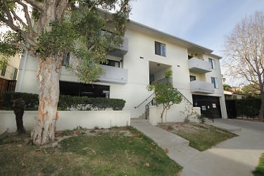 3353 Shelby Dr unit 106 - Los Angeles, CA