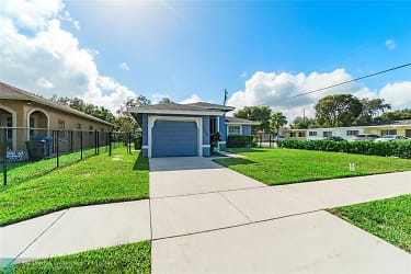 1028 NW 5th Ct - undefined, undefined