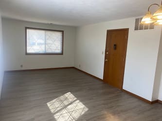 1502 W Tiffany Ct - undefined, undefined