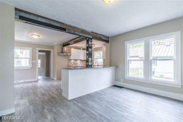 29 Lavoy Rd - Temperance, MI