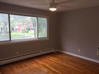 550 Whitney Ave unit 10 - New Haven, CT
