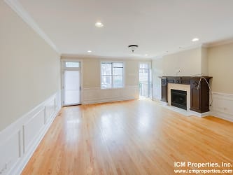2847 N Southport Ave unit 2847-1 - Chicago, IL