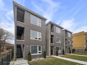 1241 S Fairfield Ave #3 - Chicago, IL