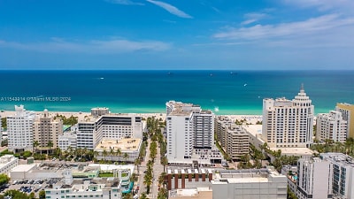 100 Lincoln Rd #641 - Miami Beach, FL