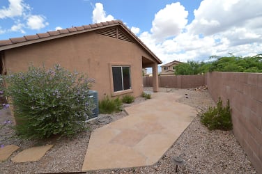 13296 E Coyote Well Dr - Vail, AZ