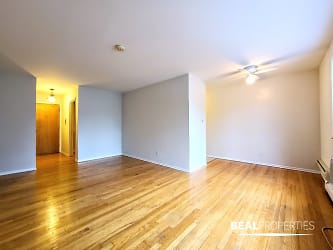 660 W Wrightwood Ave unit CL-411 - Chicago, IL