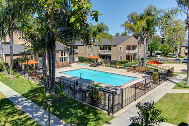 Sycamore Terrace Apartments - Temecula, CA