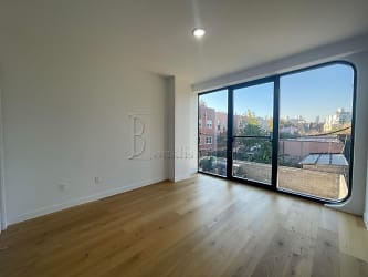 30-18 14th St unit 201 - Queens, NY