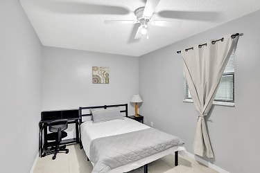Room For Rent - Cocoa, FL