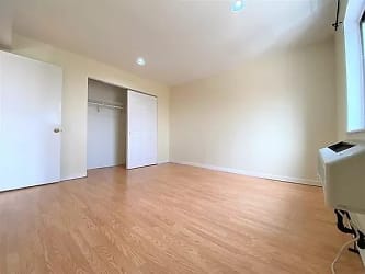 76-18 Grand Central Pkwy #3F - Queens, NY