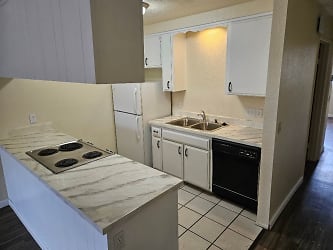 9721 Dale Ave unit 1 - Spring Valley, CA
