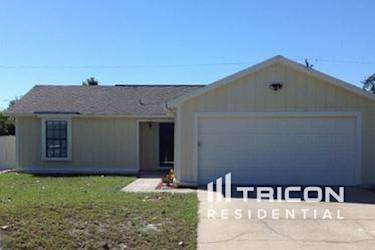 2901 Bedford Street - Deltona, FL