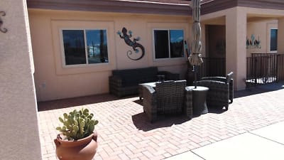 104 N Candlelight Dr - Green Valley, AZ