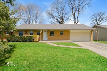 13008 E 38th St S - Independence, MO