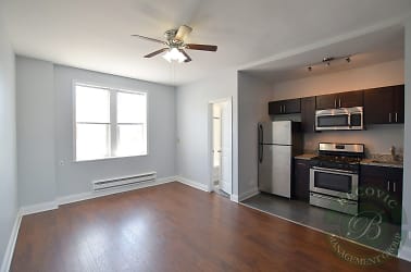 5860 N Kenmore Ave unit 508 - Chicago, IL