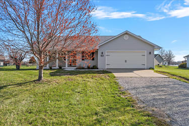 14496 Frontier Dr - Athens, IL