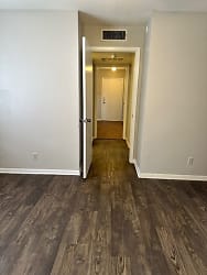 104 Apartments - Longview, TX