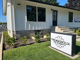 The Magnolia By Star Metro Apartments - Milwaukie, OR