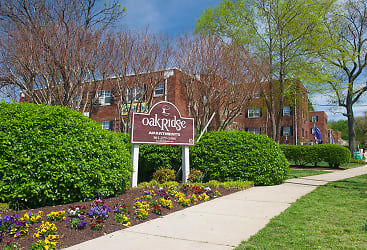 Oak Ridge Apartments - Riverdale Park, MD