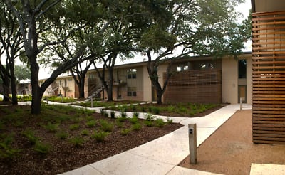 Dot Commons Apartments - San Antonio, TX