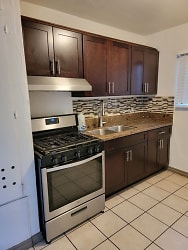 115 E 82nd Pl unit 4 - undefined, undefined