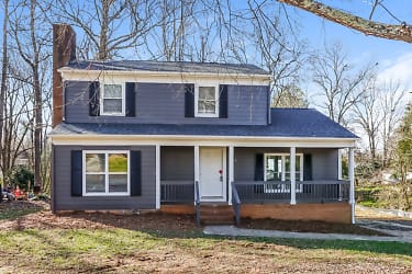 9302 Central Dr - Mint Hill, NC