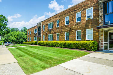 Brookline Gardens Apartments - Cleveland, OH