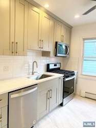 378 Park Ave - Fairview, NJ
