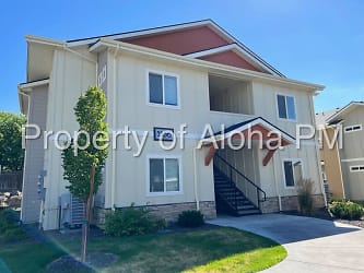 3586 E. Grand Forest Dr., #202 - Boise, ID