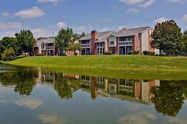 23 Stirling Ln #1822 - Willowbrook, IL