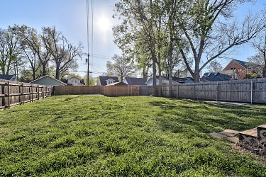 533 S Lahoma Ave - Norman, OK