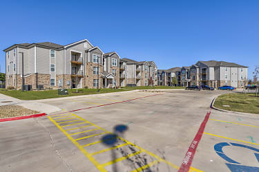 Juniper Pointe Apartments - Kaufman, TX