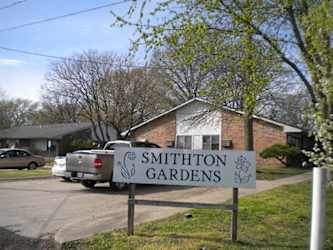 300 W Clay St unit 7 - Smithton, MO