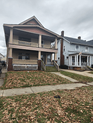 10907 Parkhurst Dr unit Upstairs - Cleveland, OH