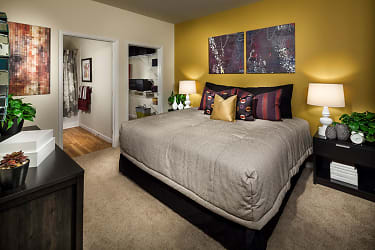 Lucent Blvd Apartments - Highlands Ranch, CO
