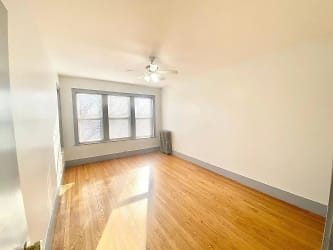 4306 W Shakespeare Ave #3 - Chicago, IL