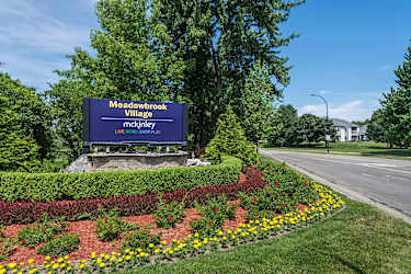 Meadowbrook Village Apartments - Ann Arbor, MI