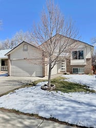 6162 Perry St - Arvada, CO
