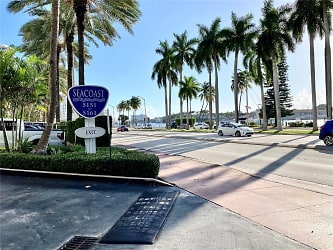 5151 Collins Ave #428 - Miami Beach, FL