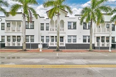 2165 W First St #103 - Fort Myers, FL