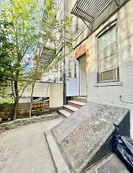 41-22 54th St #4 - Queens, NY